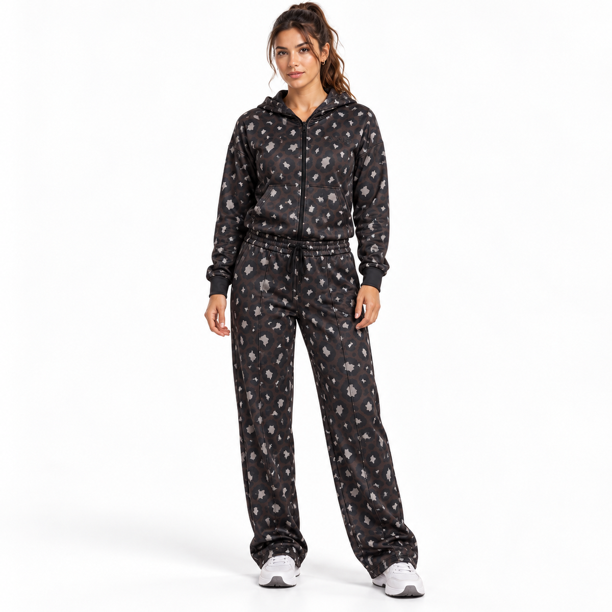 Conjunto Deportivo Street — Campera + Pantalón chocolate